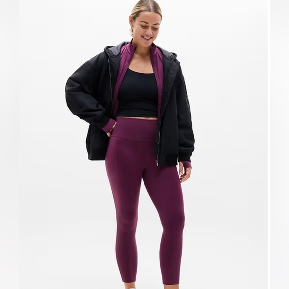 Athleta salutation stash high rise 7/8 leggings with pockets maroon XS - Picture 1 of 9